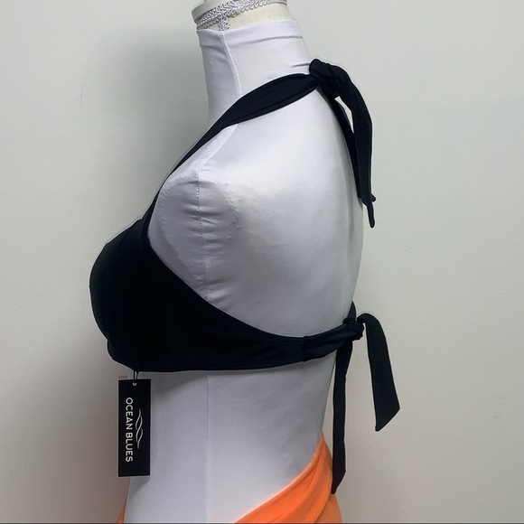 OCEAN BLUES | Size S | Black Ruched Halter Swim Top - Picture 6 of 8